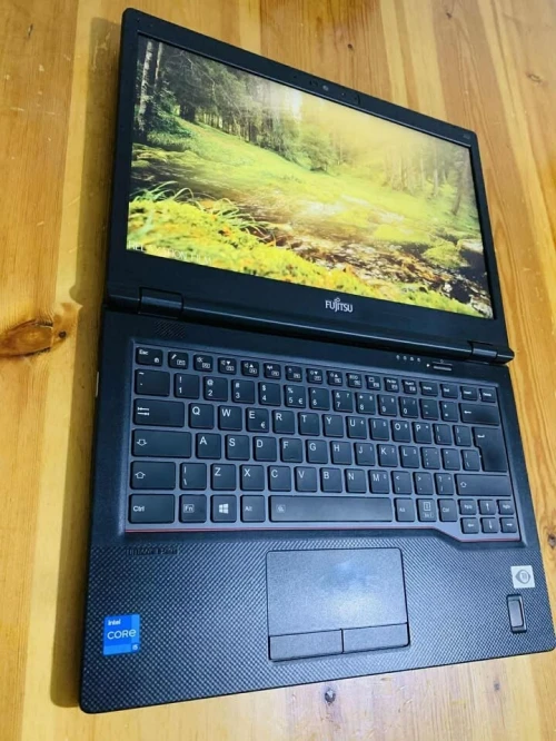 FUJITSU LIFEBOOK E5411 i5 1137G7 11TH 8GB 256GB SSD 14" FULL HD IPS
