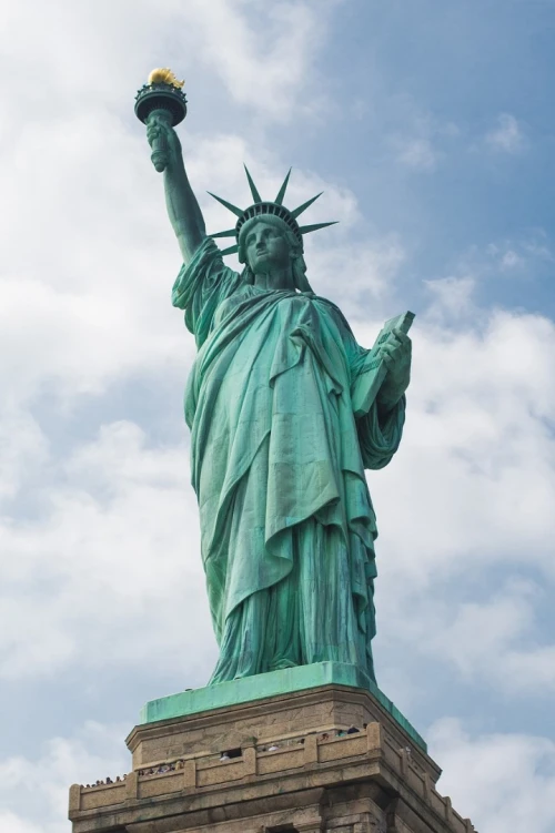 APPRENEZ OU PERFECTIONNEZ VOTRE ANGLAIS AUX USA 