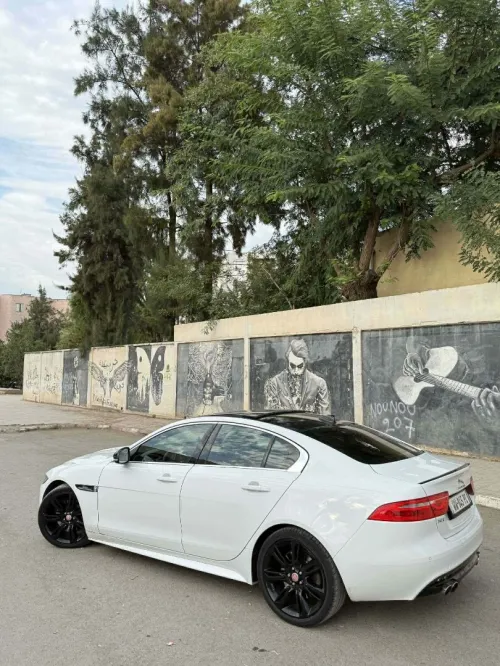 Jaguar Jaguar xe 2018 Xe r sport dynamique