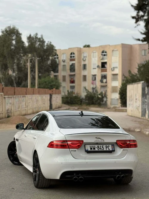 Jaguar Jaguar xe 2018 Xe r sport dynamique