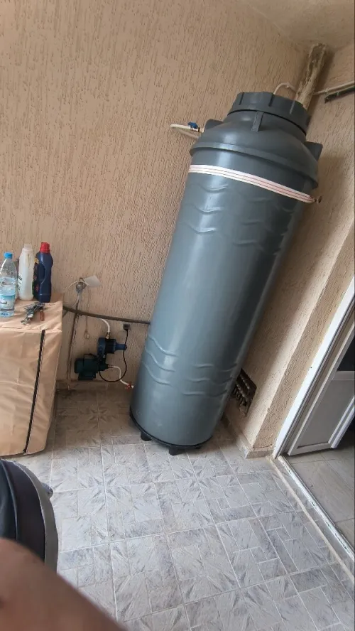 بلومبي plombier (سيتيرنا)