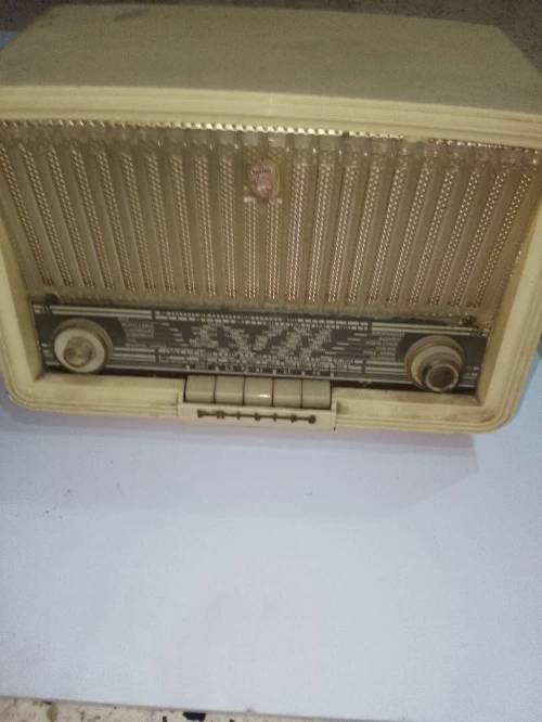 Radio Philips antiquités 