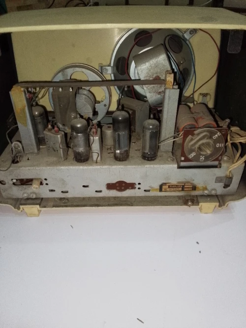 Radio Philips antiquités 
