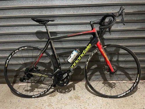 Vélos course en carbone viens de France