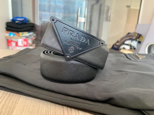 CEINTURE PRADA BLACK MATTE 2025
