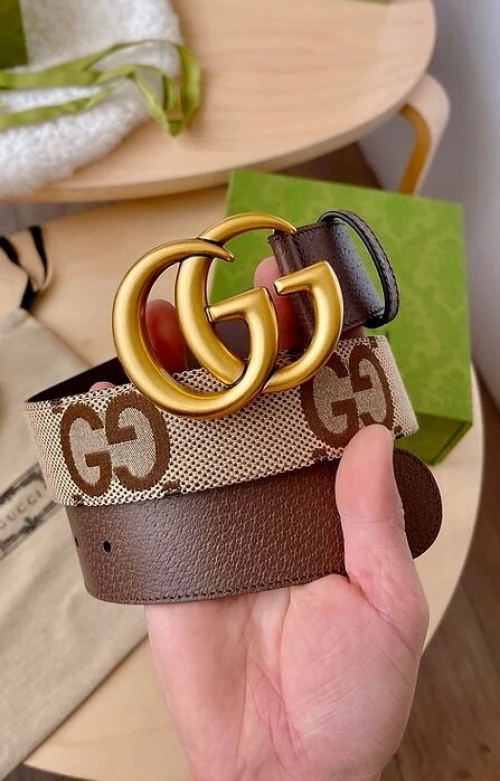 Ceinture en toile Jumbo GG Marmont large GG marron de Gucci