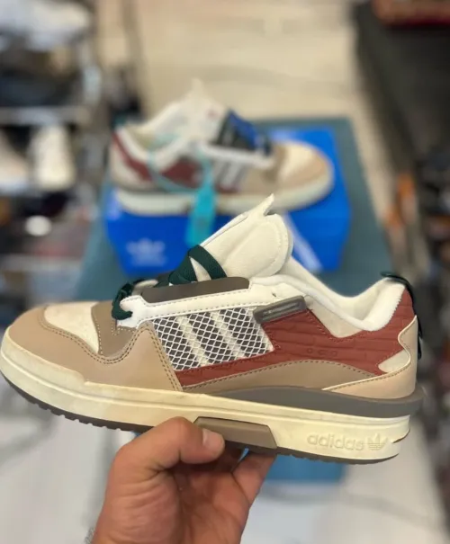 ADIDAS baskets Forum Mid LOW