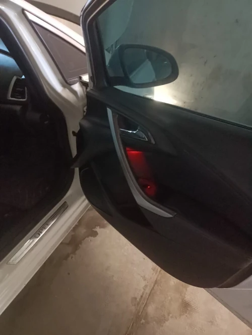 Opel Astra 4 portes 2014 Astra 4 portes