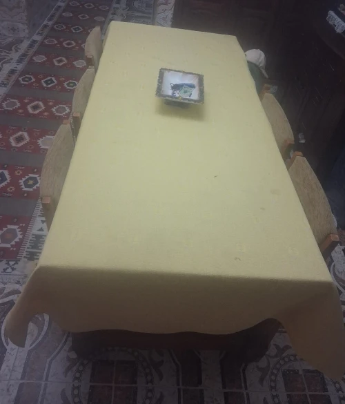 Table bois rouge