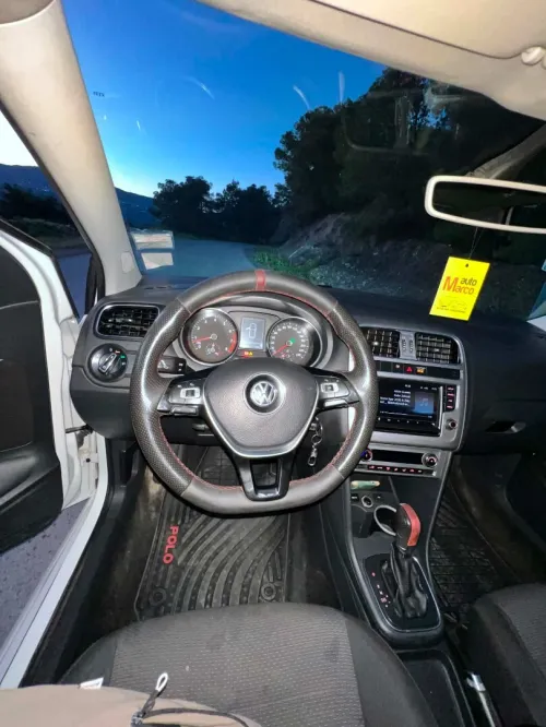 Volkswagen Polo 2015 Carat+