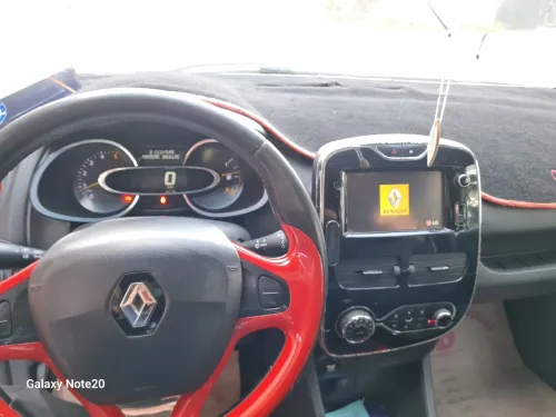 Renault Clio 4 2013 Exception