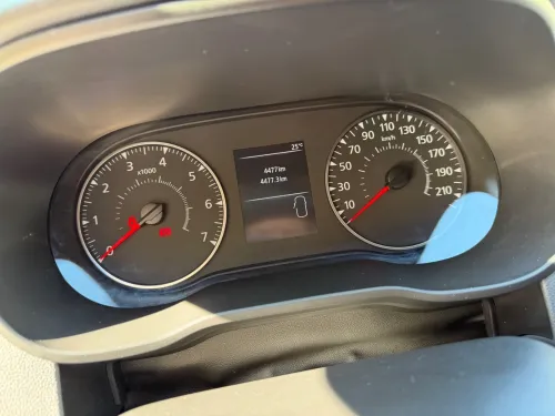 Renault Duster 2025 خليجي