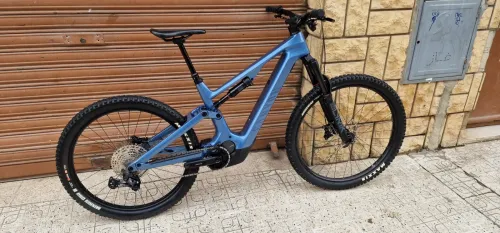 Vélo électrique canyon spectral 2025