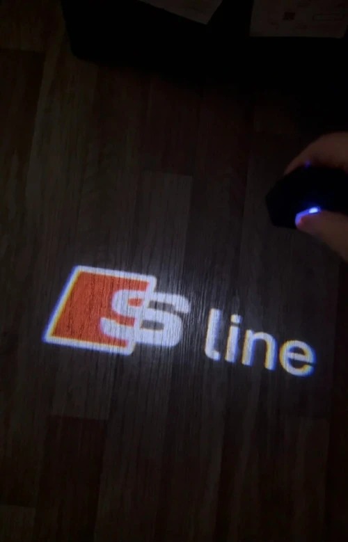 Projecteur logo voiture LED  éclairage porte automatique
