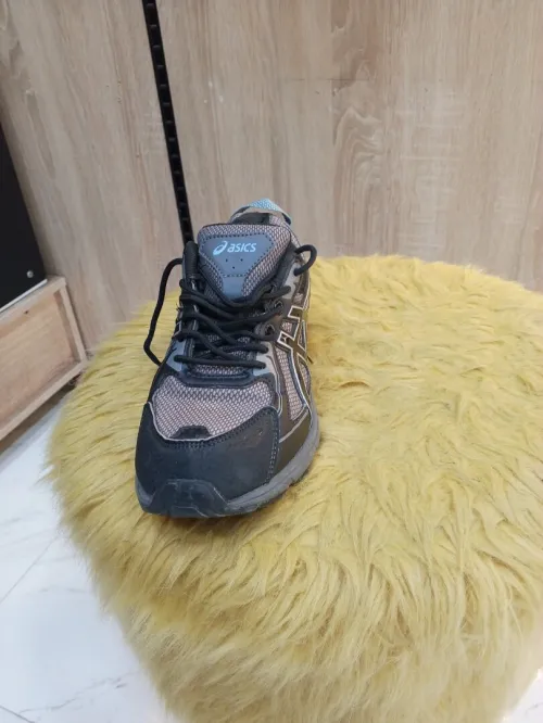 chaussure pour homme asics