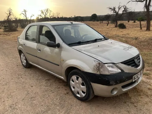 Dacia Logan 2006 La tout
