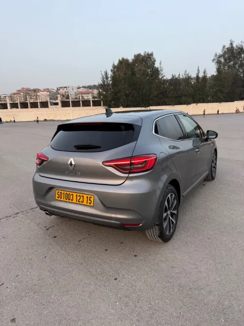 Renault Clio 5  2023 Techno plus