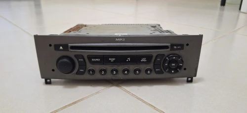 Poste radio Peugeot 308 / citroen