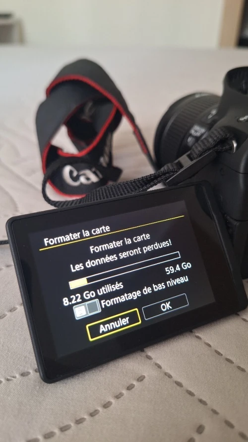Canon 200D / SL2