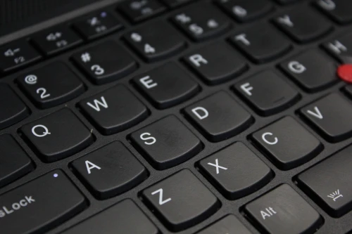 LENOVO THINKPAD P15 XEON 11855M  32 GB 1 TB SSD NVIDIA RTX A3000 FHD 15