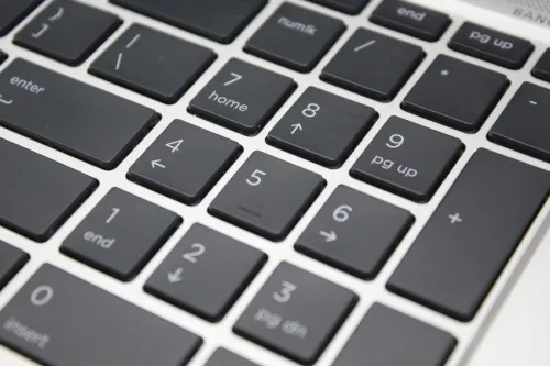 HP ELITEBOOK 850 G8 I5 1135G7 16 GB 512 GB SSD 15 FHD