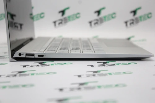 HP ENVY 13 I7 8th 8 GB 512 GB SSD 13" FHD 