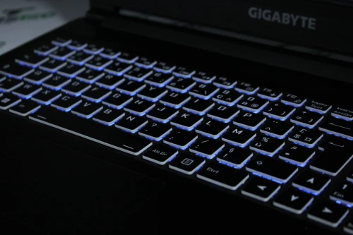 GIGABYTE G5 MD I5 11400H 16GB 512GB SSD RTX 3050 4GB