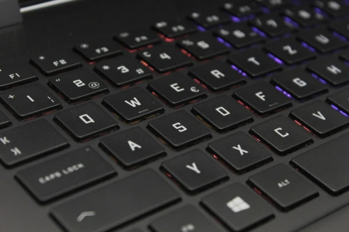 HP OMEN 15 RYZEN7 5800H 16GB 1TB SSD RTX3070 FHD 15" 