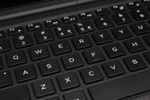 DELL XPS 9550 I7-6700HQ 16GB 512GB SSD GTX 960M 15 4K TACTILE