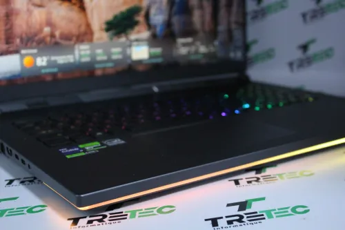 ASUS ROG STRIX G814JI i9 13HX 32GB 1TB SSD NVIDIA GEFORCE RTX 4070 8GB 18" 2K