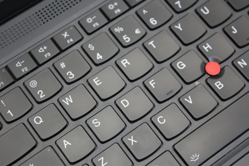 LENOVO THINKPAD T14 I5-1250P 16 GB 512 GB SSD FHD 14"