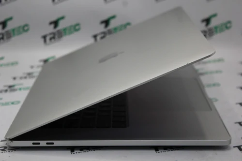 MACBOOK PRO 2019 TOUCHBAR I9 64GB 2TB SSD RADEON PRO 5500M 3K