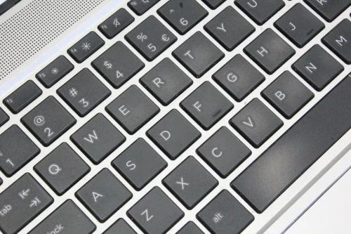 HP PROBOOK 450 G10 I5 1335U 16 GB 512 GB SSD FHD 15"