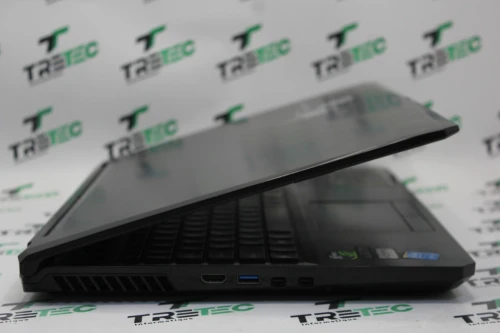 HASEE Z7M I7-4720HQ 16GB 128GB SSD + 1TB HDD GTX 965M 15 FHD