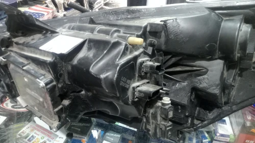 Phare clio4 GT Line