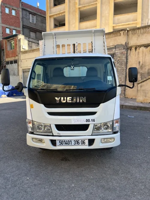 Yuejin A benn 2016