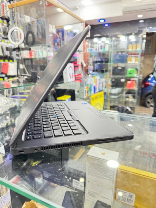 Dell Latitude 5450 i5-4Th 8/256Gb SSD