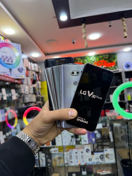 LG V30 Thinq