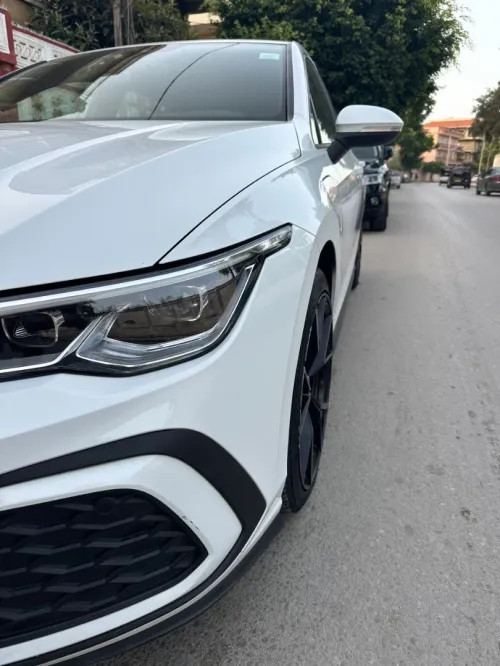 Volkswagen Golf 8 2021 GTE