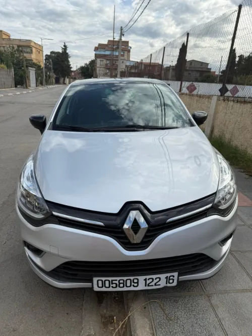 Renault Clio 4 2022 Limited 2
