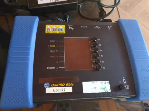 Kit d'outils pour tester et diagnostiquer internet haut debit  fibre optique