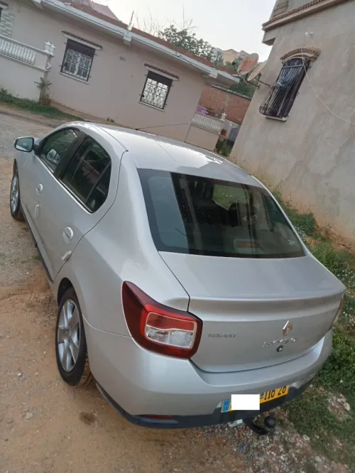 Renault Symbol 2016 Collection