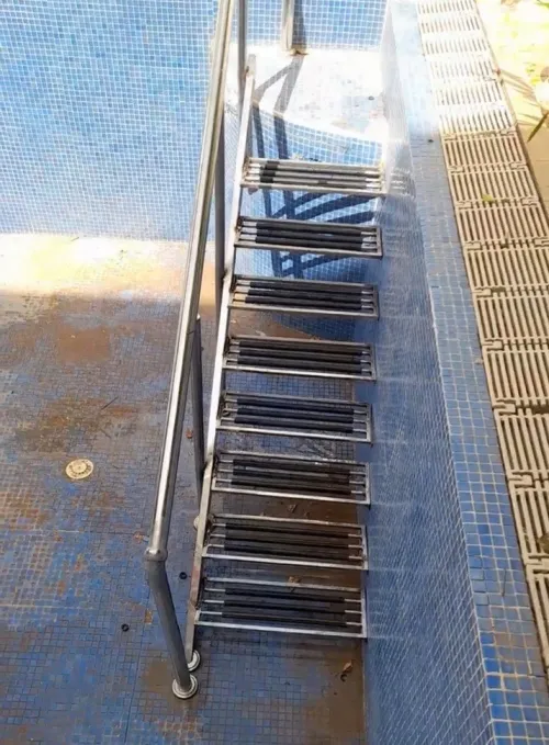 Spot et projecteur piscine 