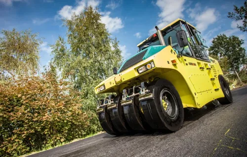 Compacteur Pneumatique  AP 240 AMMANN