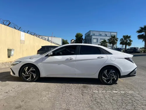 Hyundai Elantra 2024 Gls