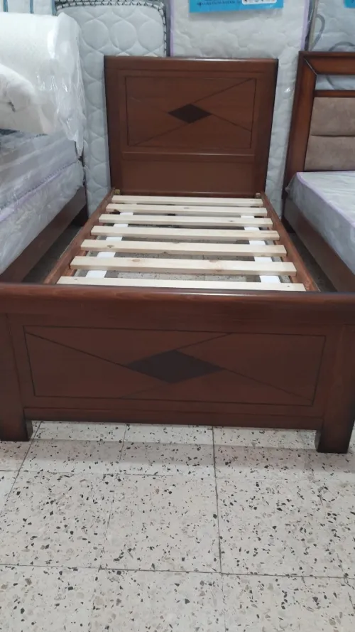 Lit en bois hêtre 