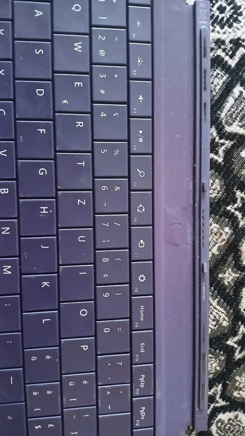 Clavier est chargeur tablette surface