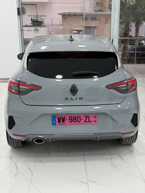 Renault Clio 5  2026 Alpine