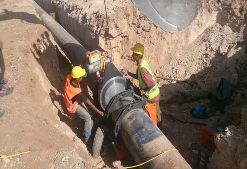 مسير أعمال في مجال هيدروليك بخبرة تفوق 30سنة +سيارة مجهزة