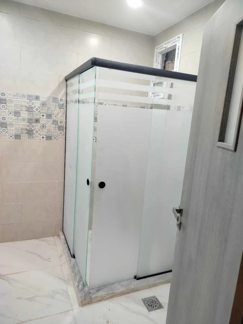 Cabine de douche en verre trempé